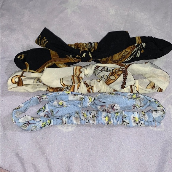 3 cute headbands - Picture 1 of 1